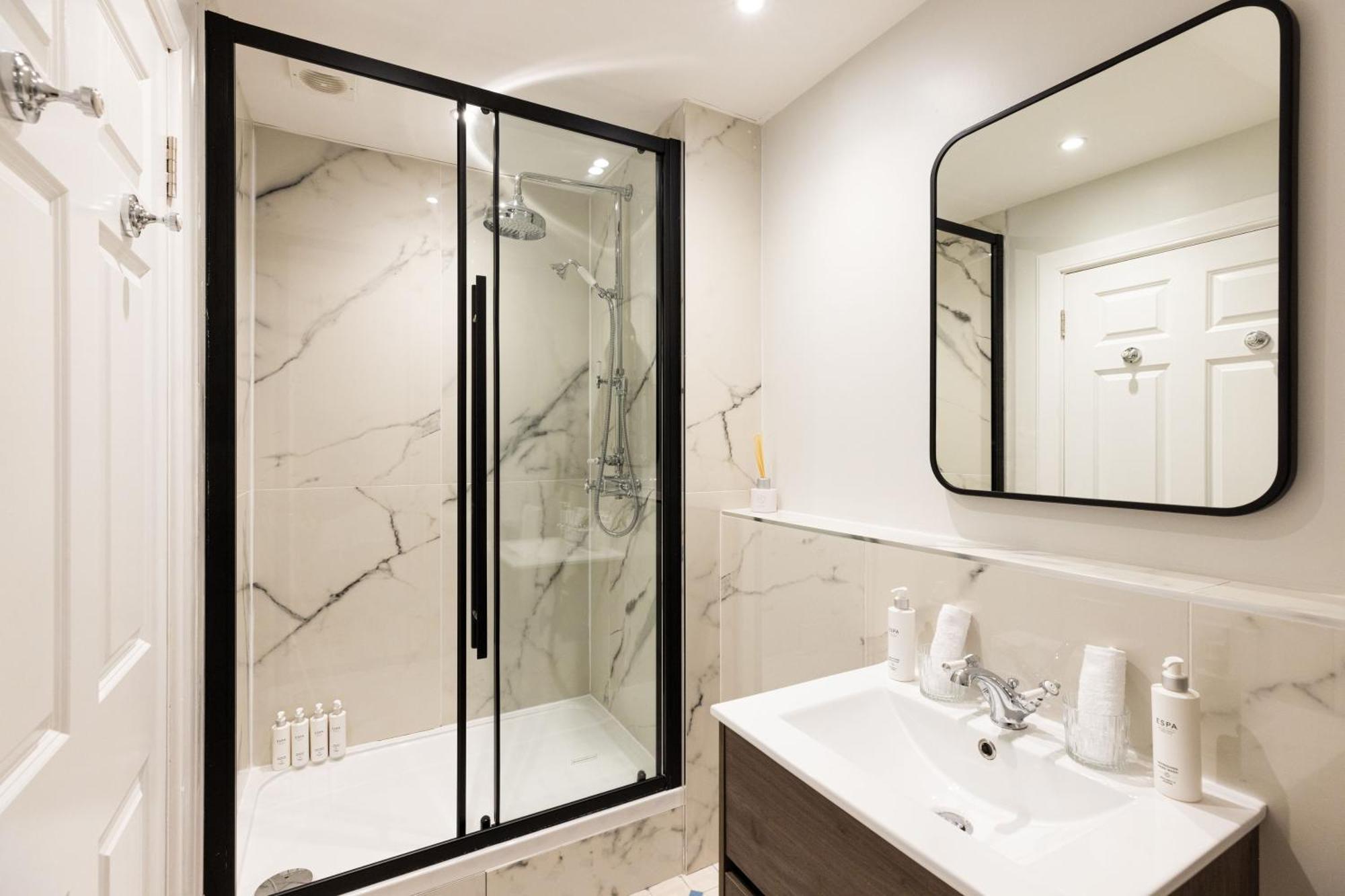 Righ Properties - Luxurious City Centre Three Bedroom Apartment EDI Eksteriør bilde