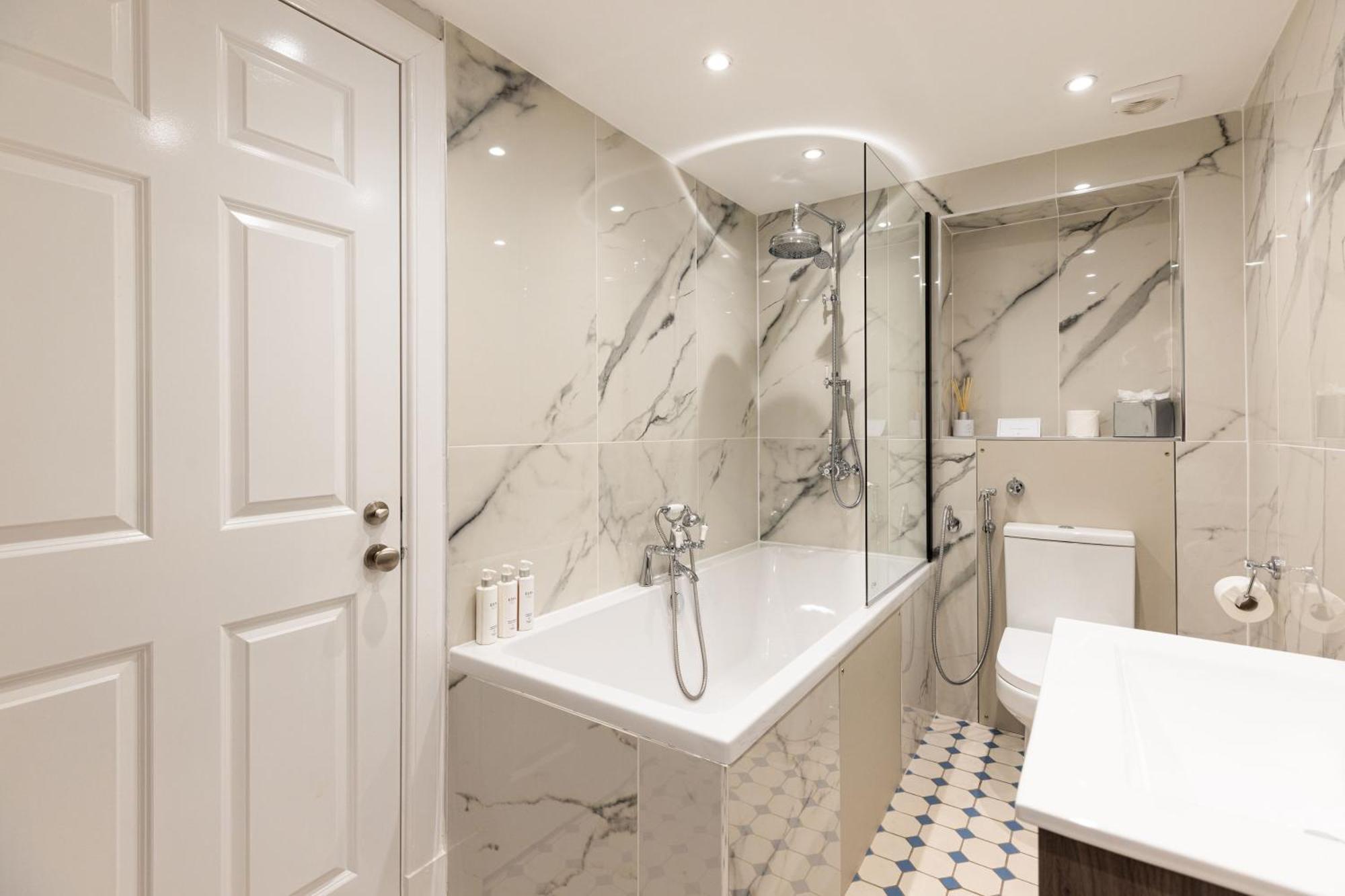 Righ Properties - Luxurious City Centre Three Bedroom Apartment EDI Eksteriør bilde